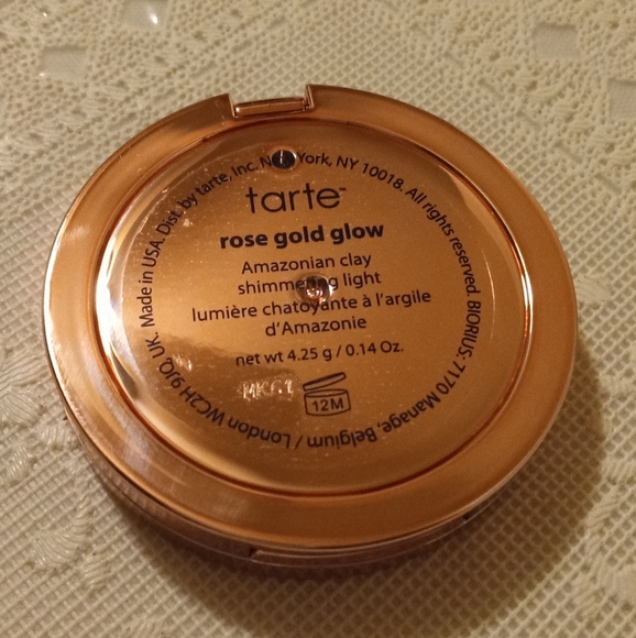 Tarte Shimmering Light Skin Perfecting Highlighter, Rose Gold Glow - Picture 5 of 8